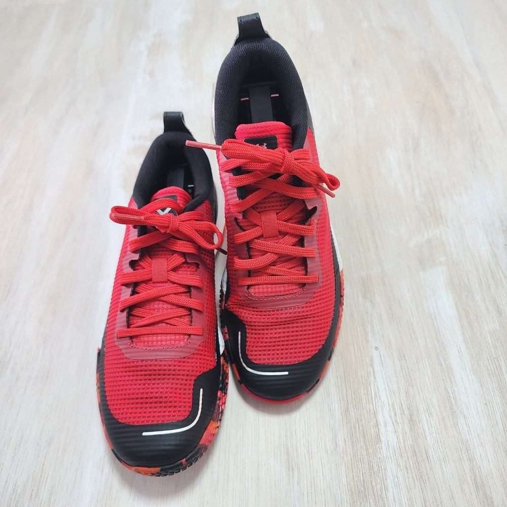 Under‎ Armour Kids grade school Red Black Sneakers Shoes 3000144-600 Size 6Y